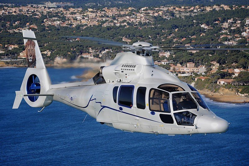 Airbus H175 helicopter exterior — Lineaum helicopter charter fleet