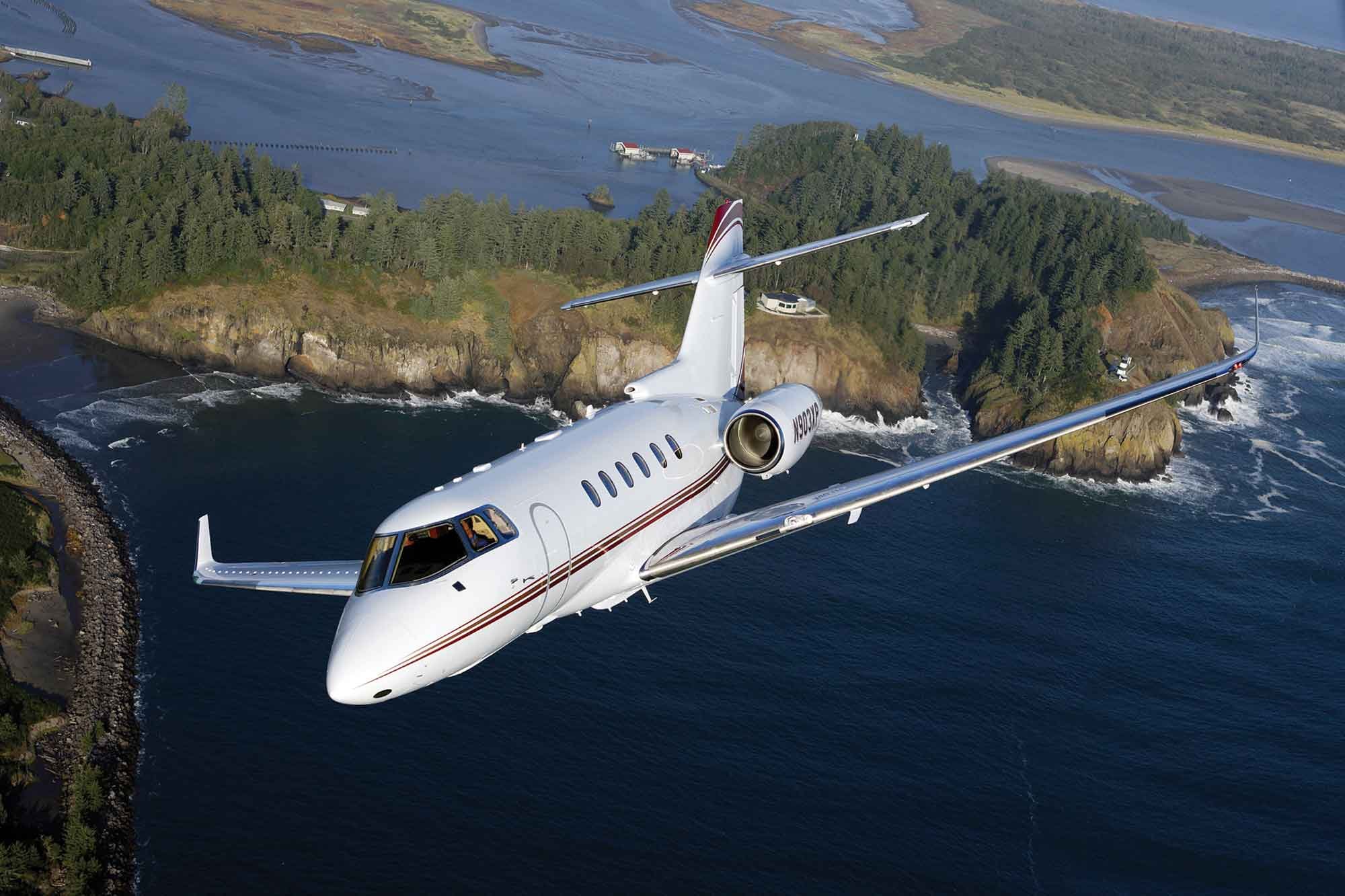 Hawker 900XP exterior