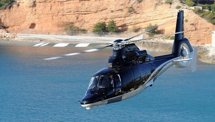 Sikorsky S-92 helicopter exterior — Lineaum helicopter charter fleet